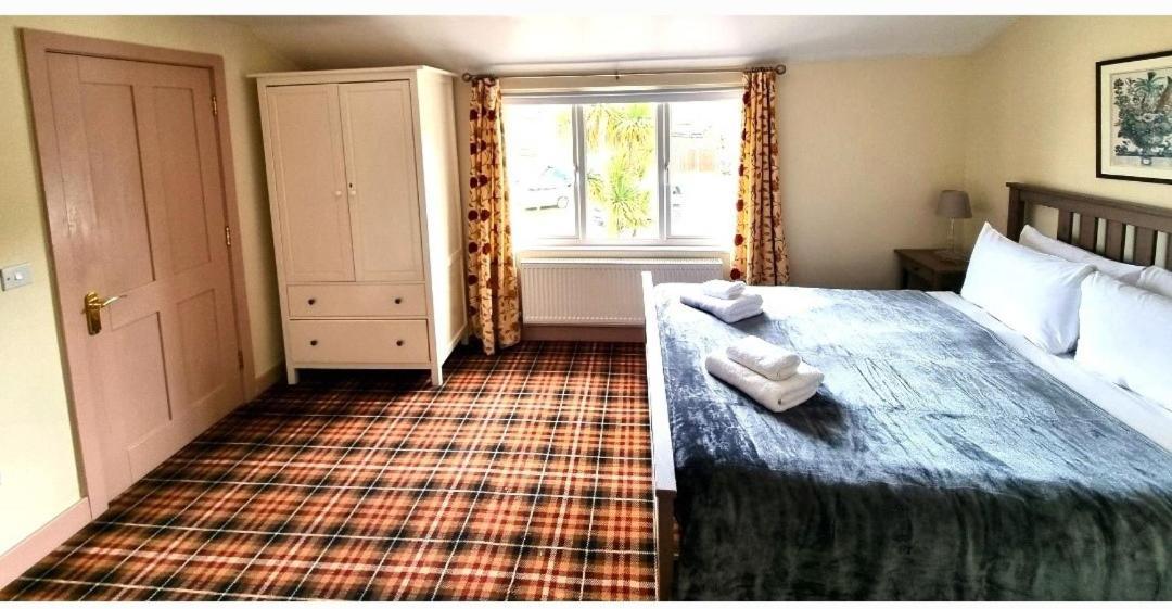 Oak Tree Rooms Ltd Brockenhurst Extérieur photo
