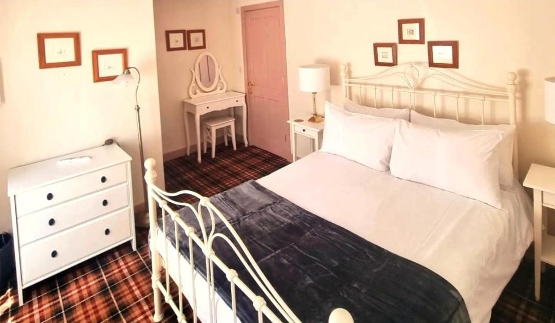 Oak Tree Rooms Ltd Brockenhurst Extérieur photo