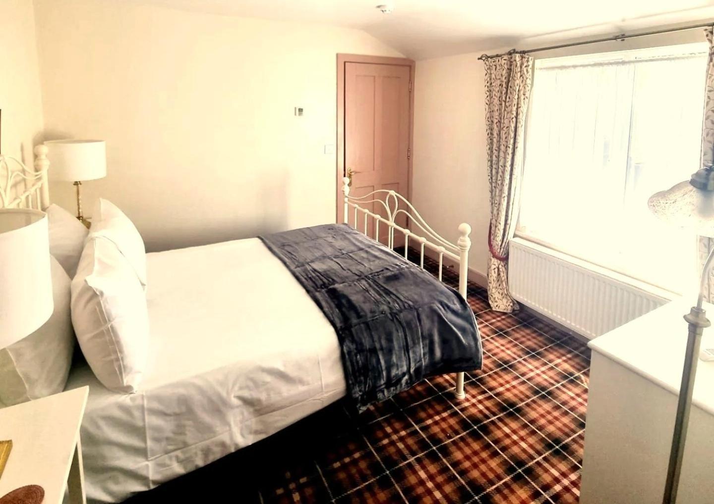 Oak Tree Rooms Ltd Brockenhurst Extérieur photo