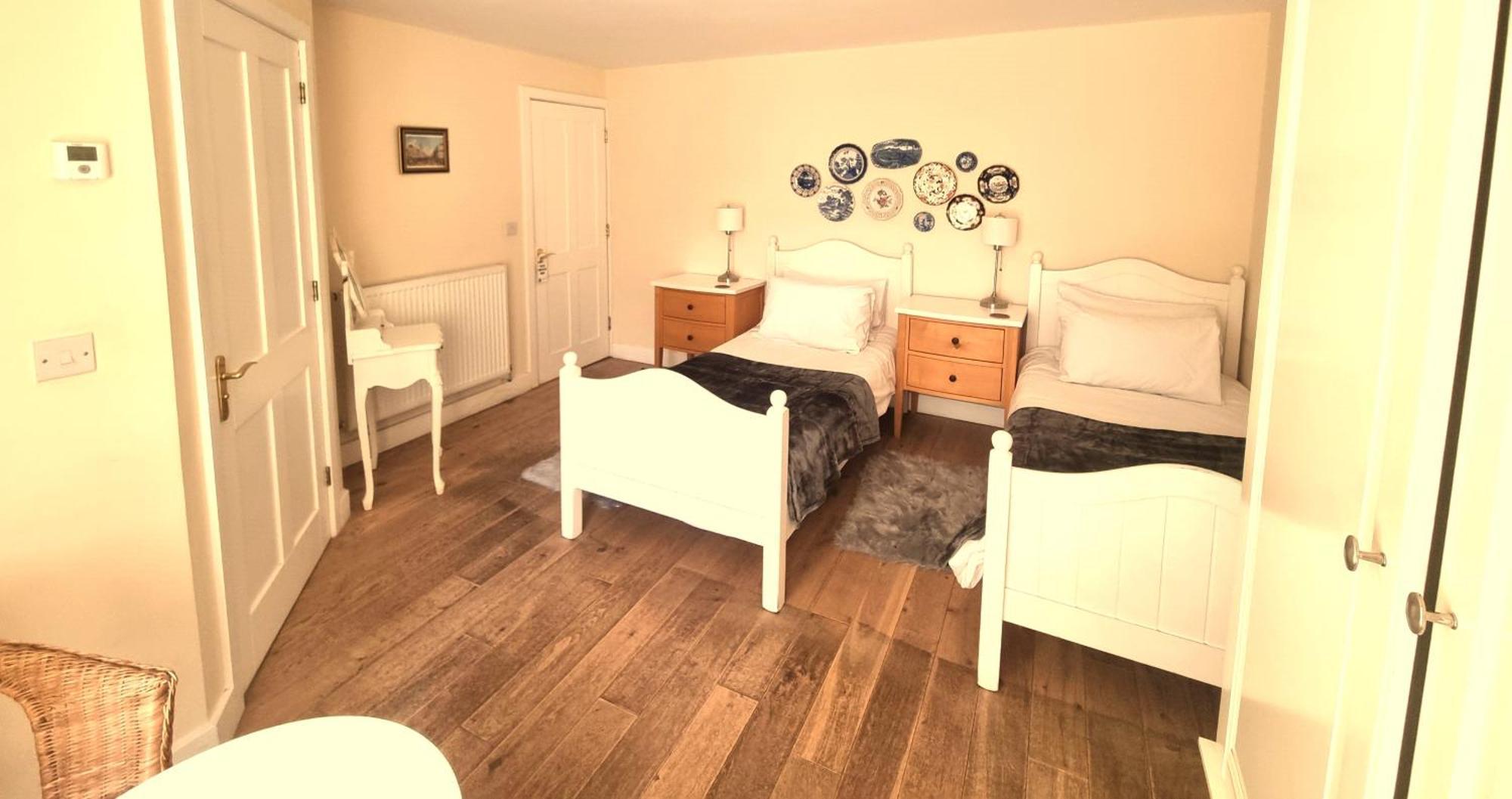Oak Tree Rooms Ltd Brockenhurst Extérieur photo